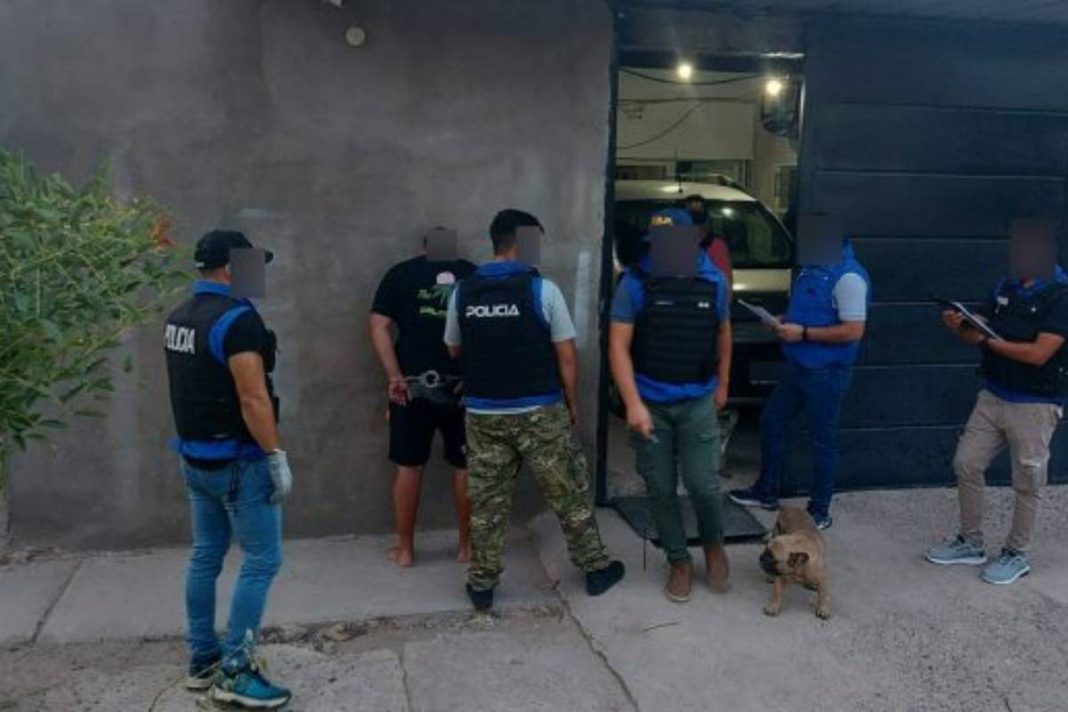 Allanamientos en el marco del asesinato en Autovía Norte Allanamientos en el marco del asesinato en Autovía Norte