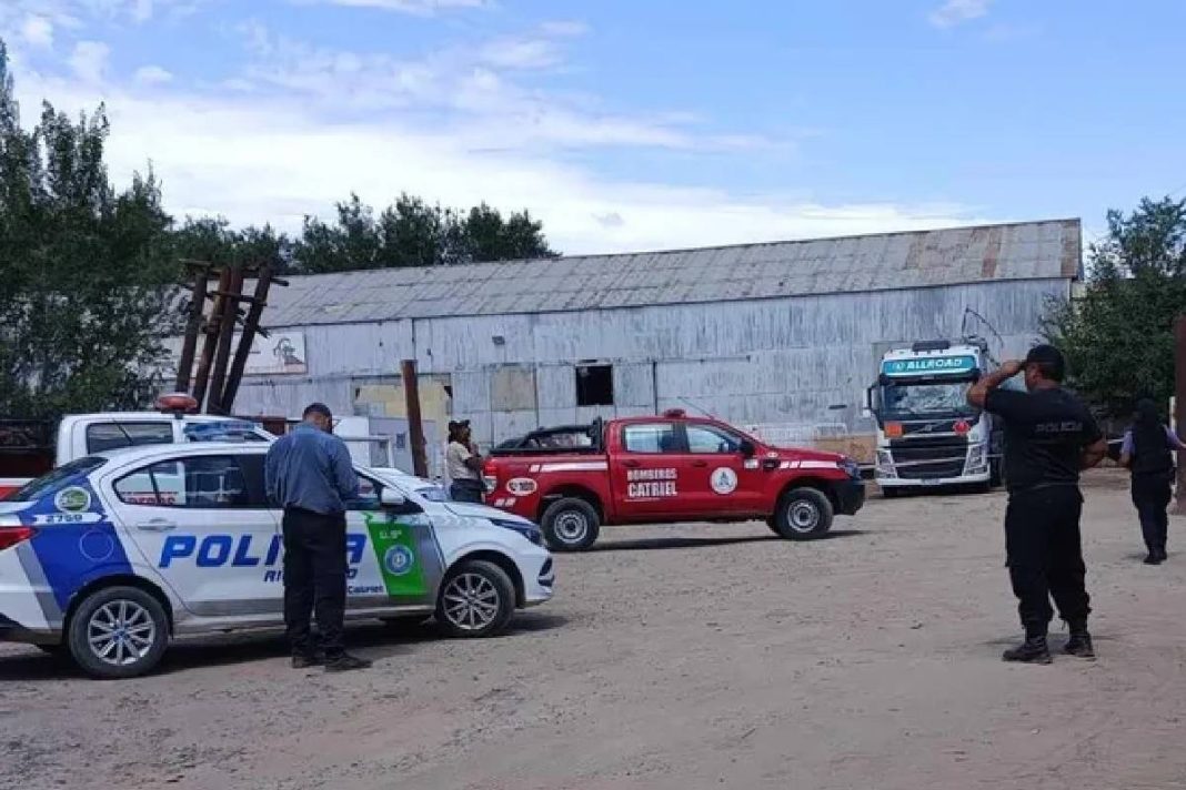 Explotó un tanque mientras soldaban: murió un hombre y otro resultó gravemente herido Explotó un tanque mientras soldaban: murió un hombre y otro resultó gravemente herido