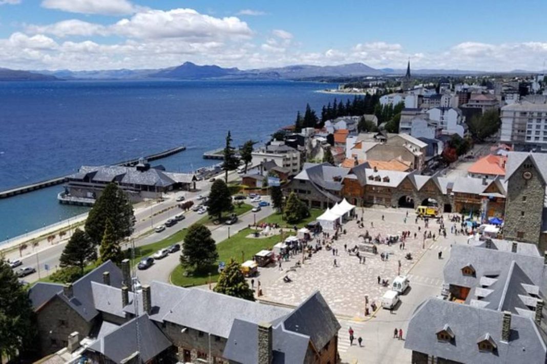 El intendente de Bariloche multará a los propietarios que desalojen inquilinos para alquilar temporariamente El intendente de Bariloche multará a los propietarios que desalojen inquilinos para alquilar temporariamente