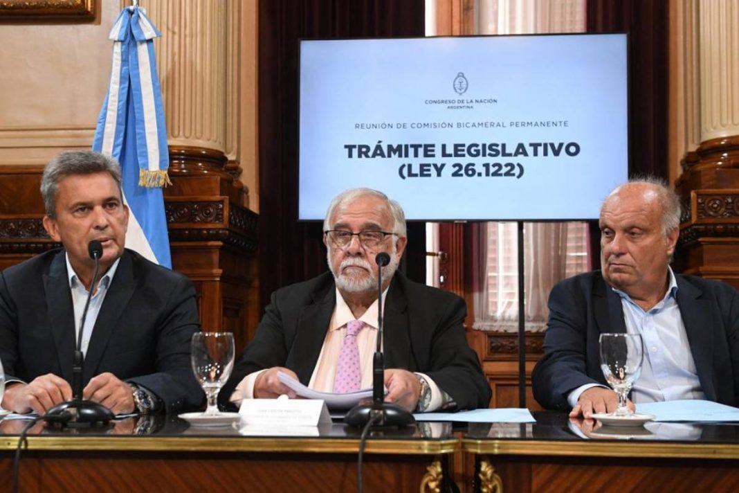 La Bicameral de DNU convocará a funcionarios del Gobierno a partir de la semana que viene La Bicameral de DNU convocará a funcionarios del Gobierno a partir de la semana que viene