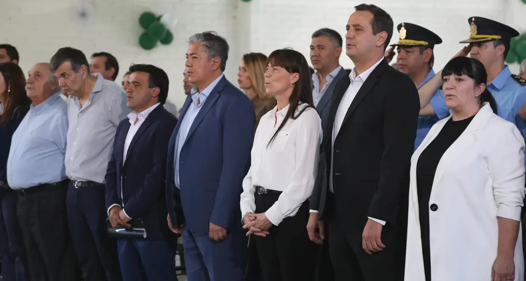 Figueroa aboga por la sostenibilidad social en el 35° aniversario de Sauzal Bonito Figueroa aboga por la sostenibilidad social en el 35° aniversario de Sauzal Bonito