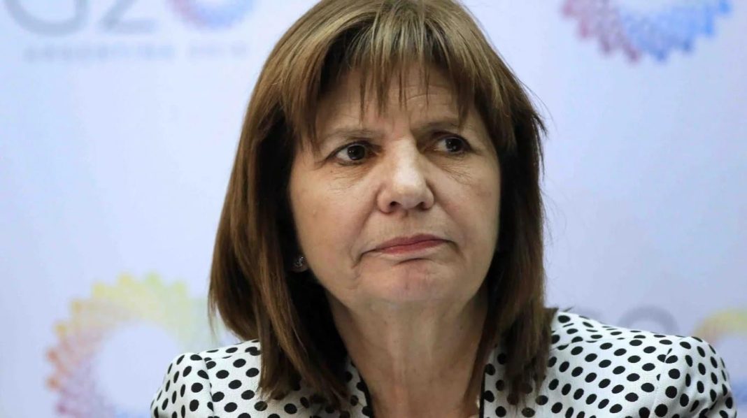 Explosivo cruce en redes! Patricia Bullrich arremete contra Victoria Villarruel Explosivo cruce en redes! Patricia Bullrich arremete contra Victoria Villarruel