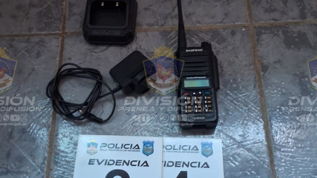 La policía de Neuquén detuvo a dos personas por delitos con inhibidores de señal La policía de Neuquén detuvo a dos personas por delitos con inhibidores de señal