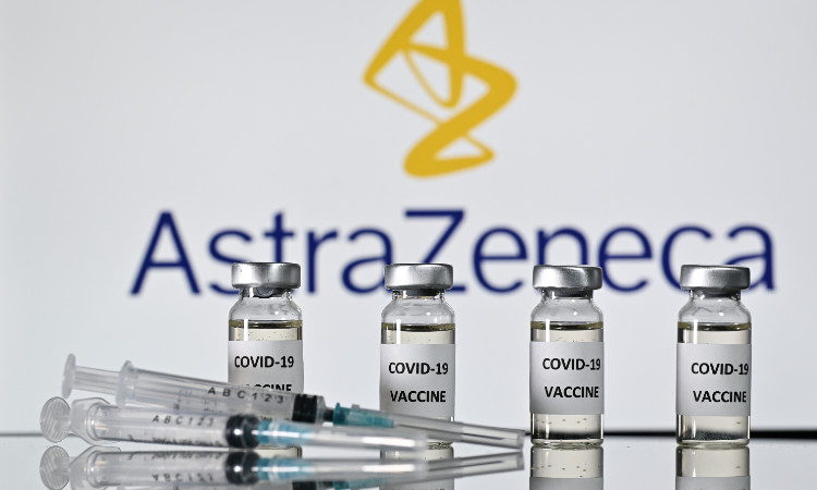 AstraZeneca alertó por un peligroso efecto secundario en quienes se dieron la dosis AstraZeneca alertó por un peligroso efecto secundario en quienes se dieron la dosis
