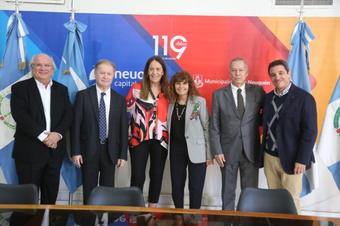 Convenio de cooperación entre la municipalidad de Neuquén y Universidad de Bolonia Convenio de cooperación entre la municipalidad de Neuquén y Universidad de Bolonia