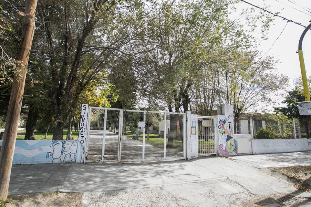 Por riesgo de derrumbes, reubicarán de manera transitoria la Escuela 207 Por riesgo de derrumbes, reubicarán de manera transitoria la Escuela 207