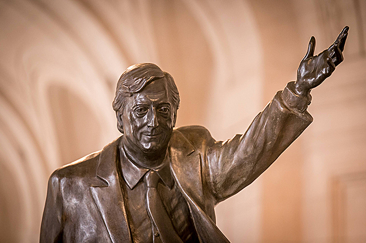 Quieren poner un busto de Néstor Kirchner en la Legislatura neuquina Quieren poner un busto de Néstor Kirchner en la Legislatura neuquina