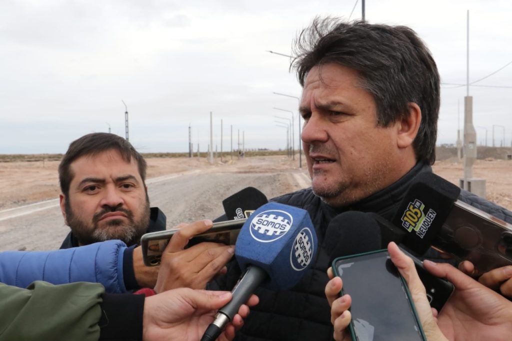 Gaido entregará este jueves lotes a 224 familias neuquinas Gaido entregará este jueves lotes a 224 familias neuquinas