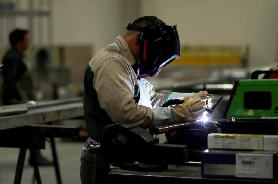 Capacitan para empleo en Vaca Muerta a 40 beneficiarios de planes sociales Capacitan para empleo en Vaca Muerta a 40 beneficiarios de planes sociales