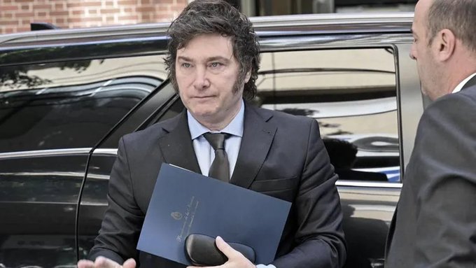 Javier Milei se reunió de urgencia con el Comité de Crisis y analizó la seguridad nacional y cooperación con Israel Javier Milei se reunió de urgencia con el Comité de Crisis y analizó la seguridad nacional y cooperación con Israel