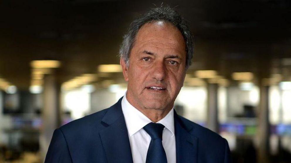 Daniel Scioli ya se encuentra en Bariloche Daniel Scioli ya se encuentra en Bariloche