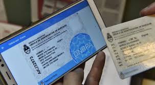 El Gobierno eliminó la cédula azul El Gobierno eliminó la cédula azul