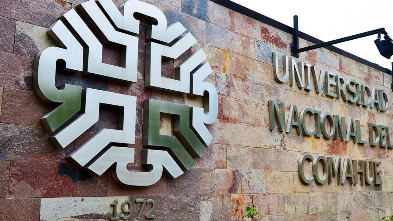 Unco La UNCo y el Ministerio de Seguridad trabajan en conjunto - NEUQUEN.COM ...