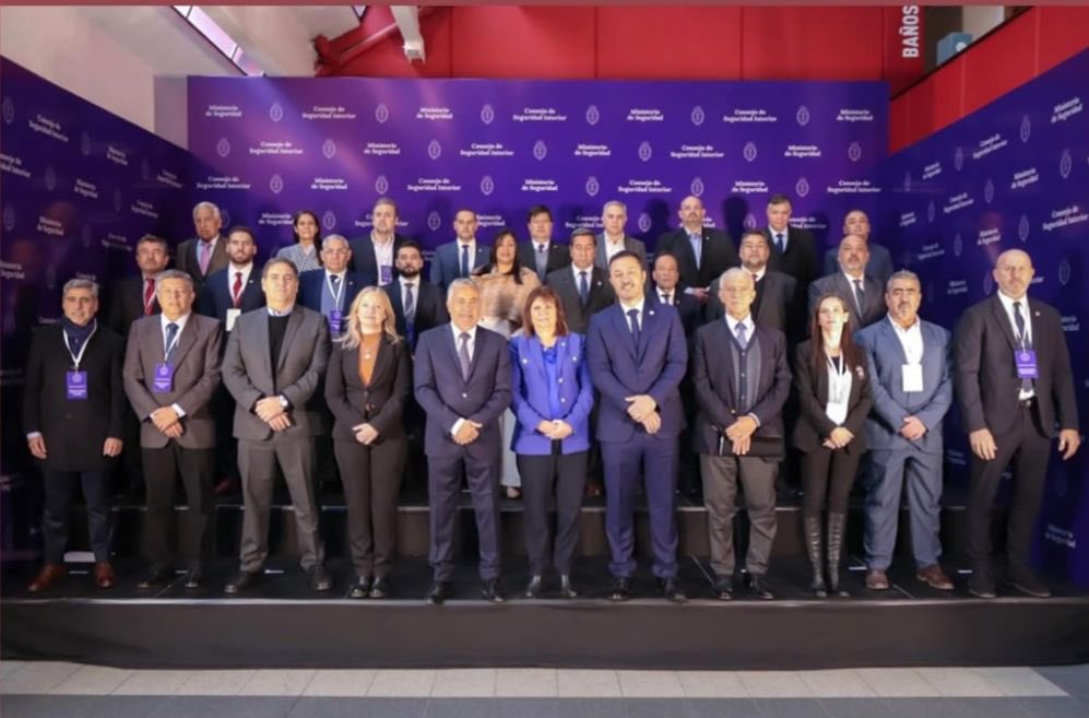 Bullrich, Petri y Cúneo Libarona encabezan en Mendoza la reunión del Consejo de Seguridad Bullrich, Petri y Cúneo Libarona encabezan en Mendoza la reunión del Consejo de Seguridad