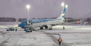 Aerolíneas Argentinas aumenta a 7 vuelos diarios con San Martín de los Andes Aerolíneas Argentinas aumenta a 7 vuelos diarios con San Martín de los Andes