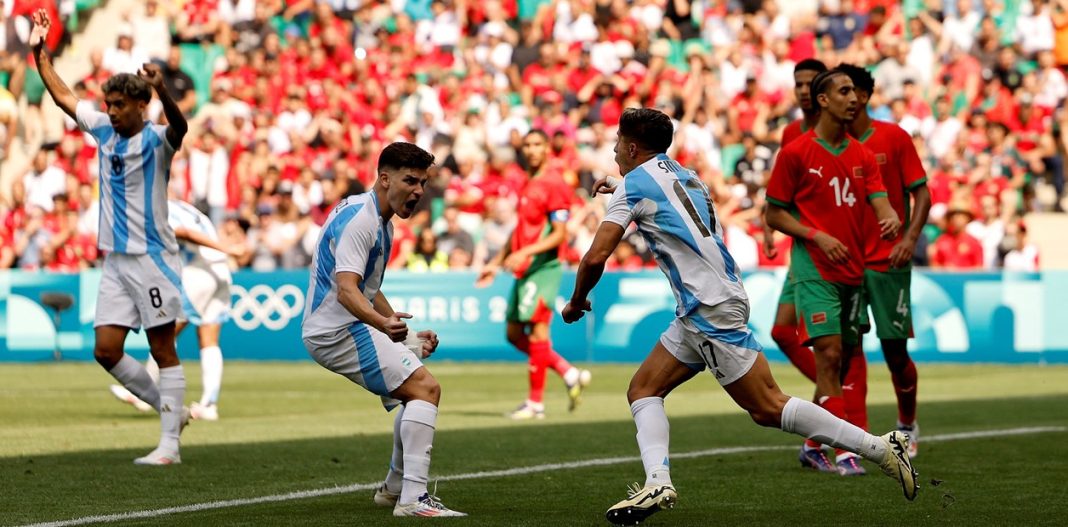 Escándalo histórico: el VAR anuló un gol tras hora y media y Argentina perdió con Marruecos en los Juegos Escándalo histórico: el VAR anuló un gol tras hora y media y Argentina perdió con Marruecos en los Juegos