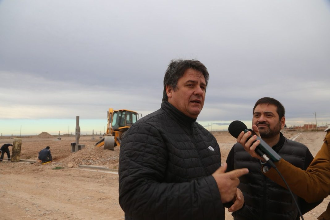 Gaido celebró los avances en el loteo del Distrito 6 y anunció que se entregará en septiembre Gaido celebró los avances en el loteo del Distrito 6 y anunció que se entregará en septiembre
