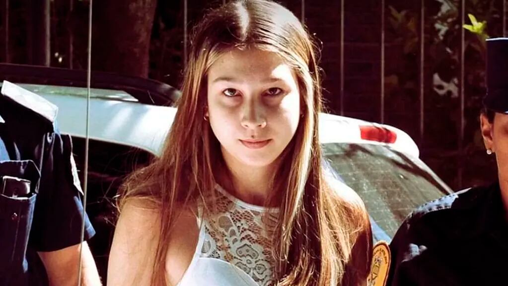 La Corte Suprema confirmó la condena a cadena perpetua de Nahir Galarza La Corte Suprema confirmó la condena a cadena perpetua de Nahir Galarza