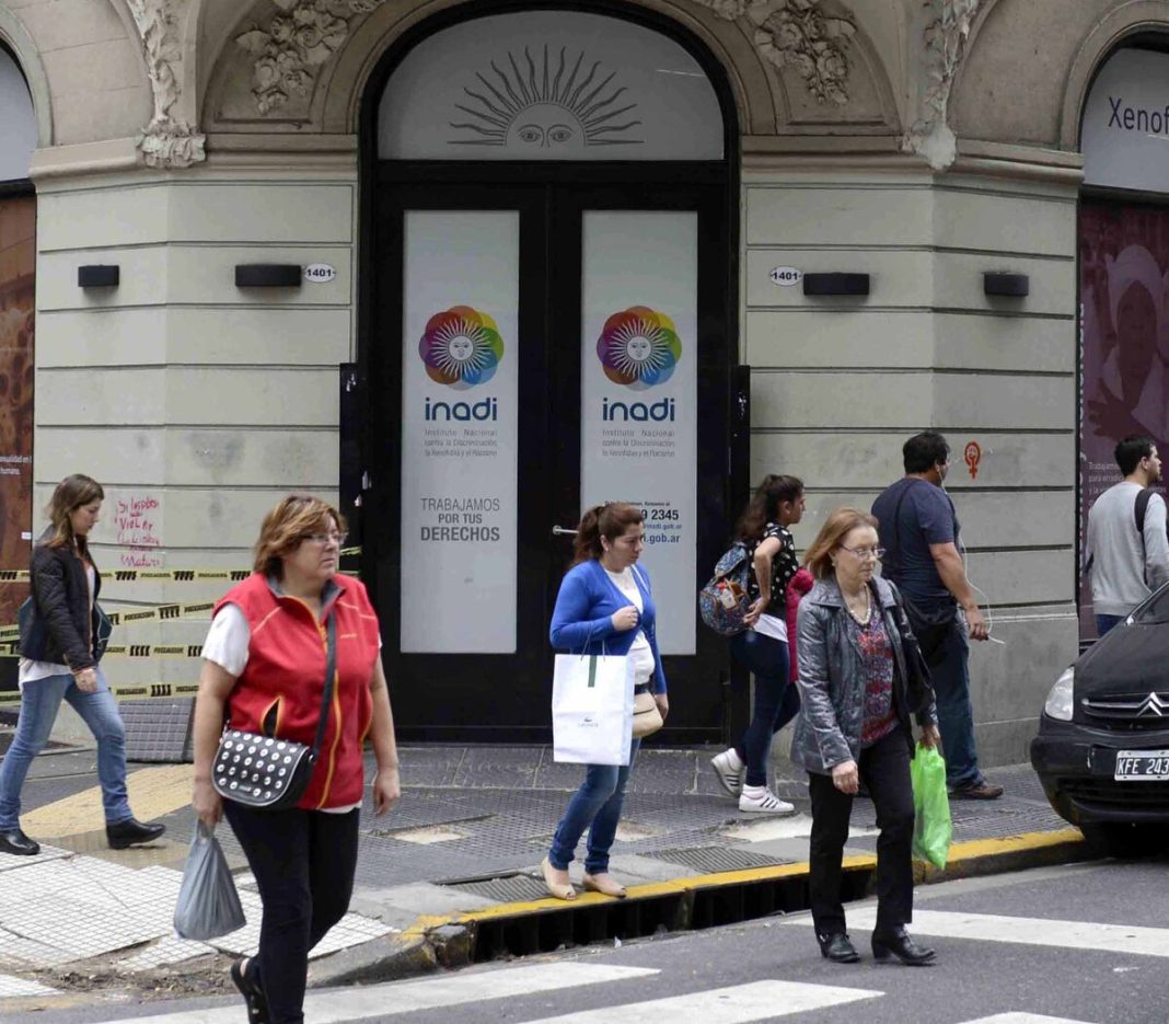El Gobierno oficializó el cierre definitivo del INADI El Gobierno oficializó el cierre definitivo del INADI