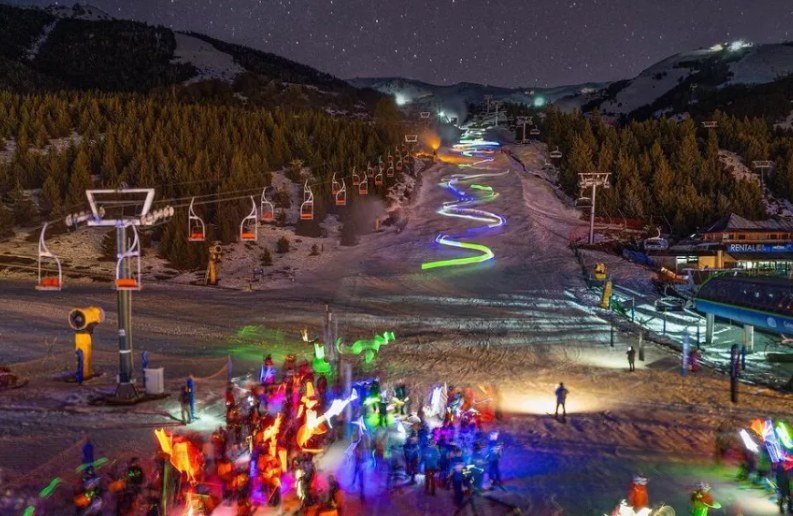 La Bajada de Luces dará inicio a la Fiesta Nacional de la Nieve La Bajada de Luces dará inicio a la Fiesta Nacional de la Nieve