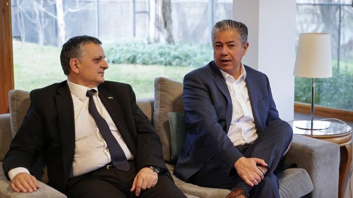 Figueroa y Marín se reunieron con la vista puesta en el futuro de Vaca Muerta Figueroa y Marín se reunieron con la vista puesta en el futuro de Vaca Muerta