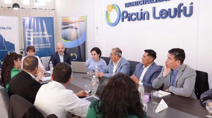 El gobierno provincial neuquino inició encuentros para diseñar la ley de leyes. El gobierno provincial neuquino inició encuentros para diseñar la ley de leyes.