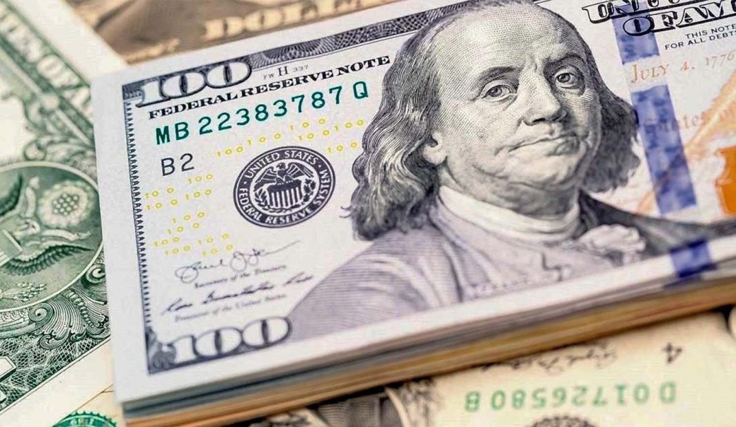 El Gobierno flexibiliza algunas restricciones para operar con dólares financieros El Gobierno flexibiliza algunas restricciones para operar con dólares financieros