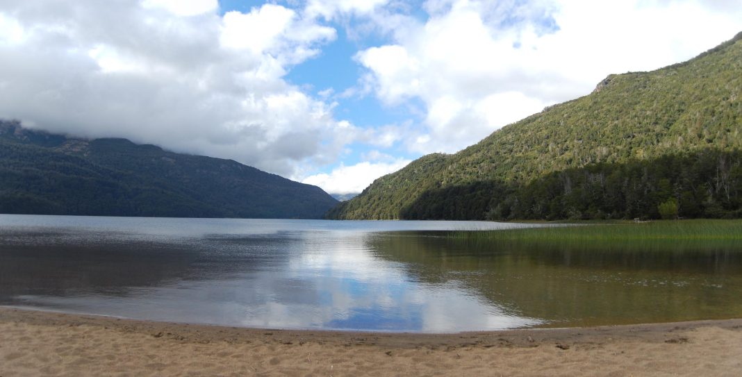 Encuentran un cuerpo sin vida flotando en lago Falkner Encuentran un cuerpo sin vida flotando en lago Falkner