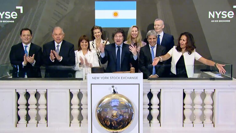 Javier Milei participó de la apertura de la jornada bursátil en la Bolsa de Valores de Nueva York Javier Milei participó de la apertura de la jornada bursátil en la Bolsa de Valores de Nueva York
