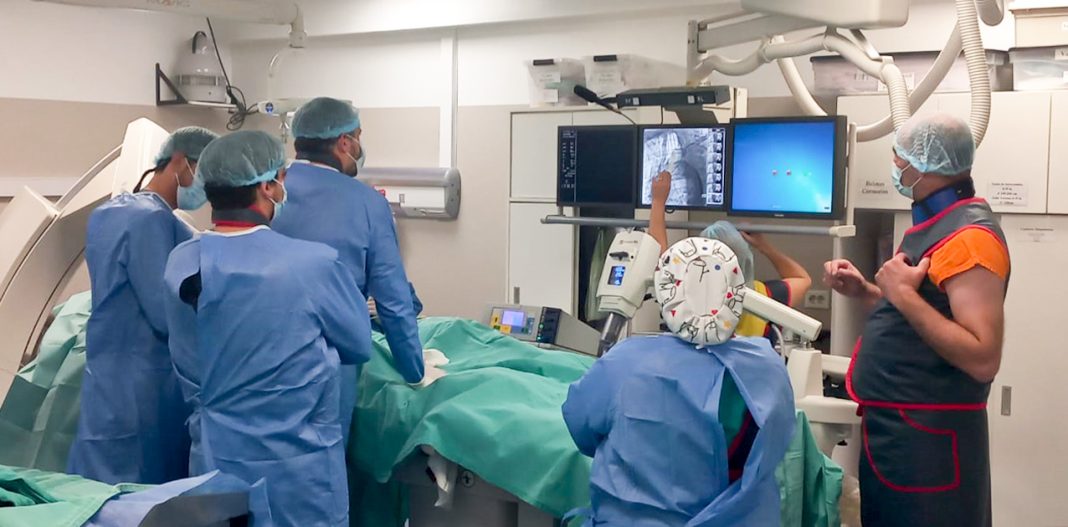 El Hospital Provincial Neuquén fue pionero en una cirugía cardiovascular con endoprótesis El Hospital Provincial Neuquén fue pionero en una cirugía cardiovascular con endoprótesis
