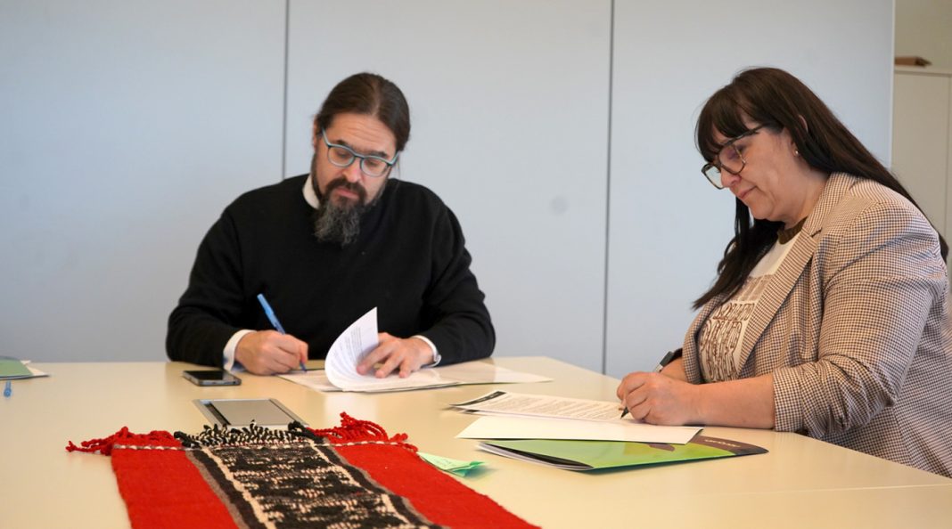 Firmaron convenio los ministerios de Salud y Educación Firmaron convenio los ministerios de Salud y Educación