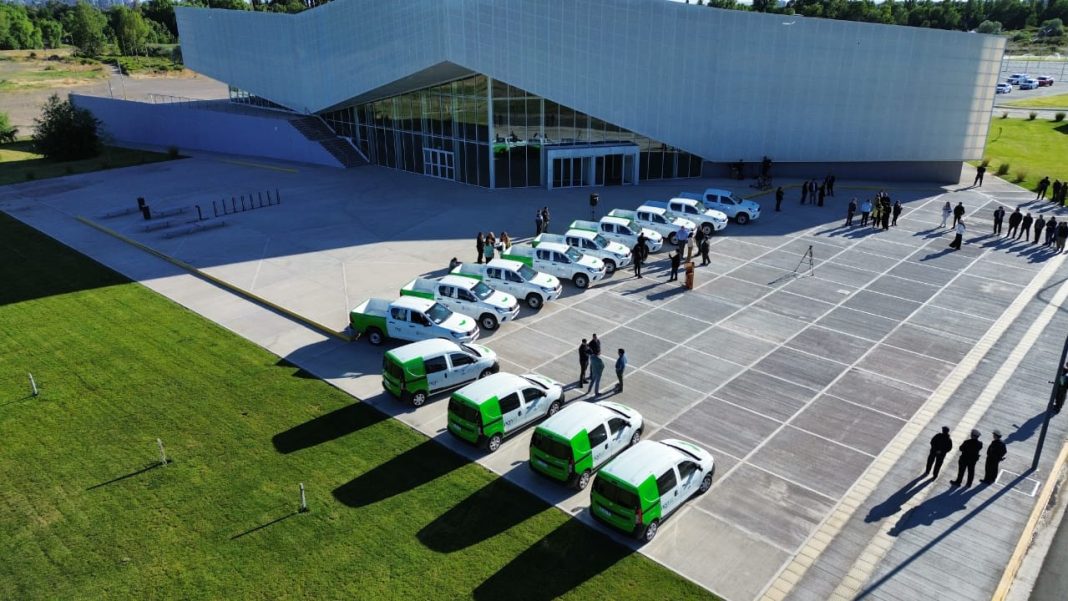 Entregaron 15 vehículos para el área de Educación Entregaron 15 vehículos para el área de Educación