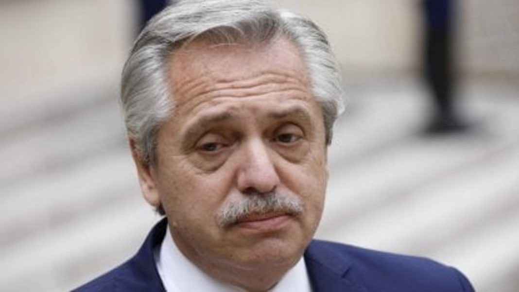 Causa seguros: citaron a declaración indagatoria a Alberto Fernández Causa seguros: citaron a declaración indagatoria a Alberto Fernández