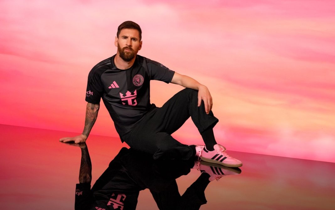 Inter Miami presentó la camiseta alternativa que utilizará Lionel Messi en 2025 Inter Miami presentó la camiseta alternativa que utilizará Lionel Messi en 2025