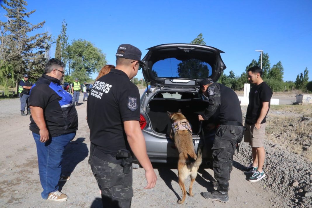 Pirotecnia Cero: efectuaron controles en el puente de Balsa de las Perlas Pirotecnia Cero: efectuaron controles en el puente de Balsa de las Perlas