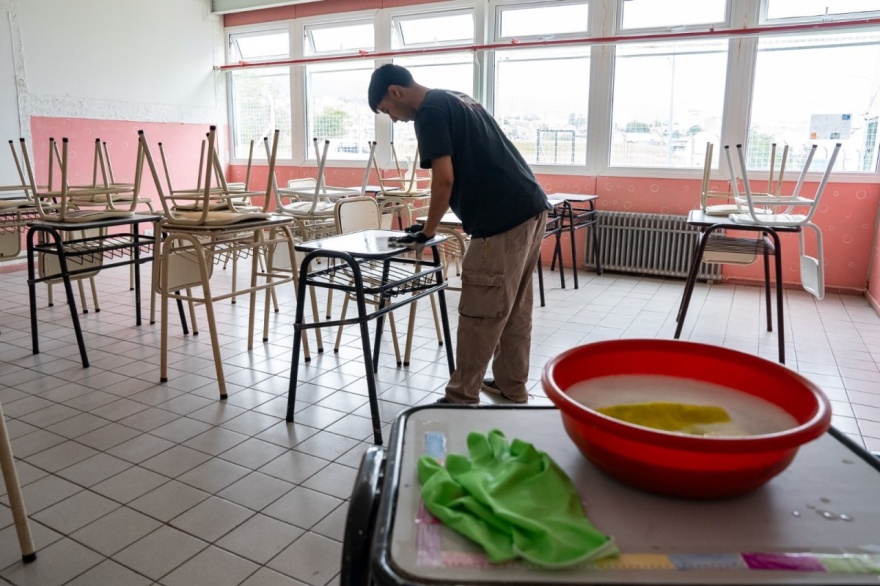 Llamado a licitación para trabajos de reparación en 384 escuelas rionegrinas Llamado a licitación para trabajos de reparación en 384 escuelas rionegrinas