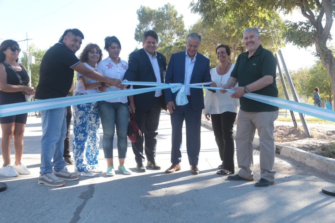 Gaido y Figueroa inauguraron obras en Gran Neuquén Norte Gaido y Figueroa inauguraron obras en Gran Neuquén Norte