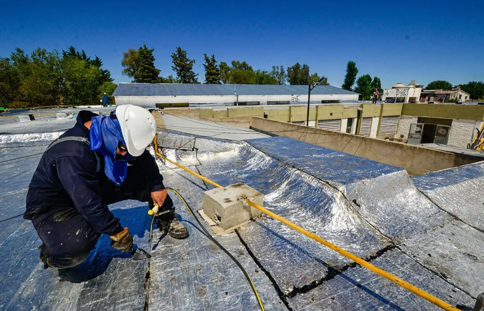 Figueroa inspeccionó el progreso de las obras escolares del Plan Verano Figueroa inspeccionó el progreso de las obras escolares del Plan Verano