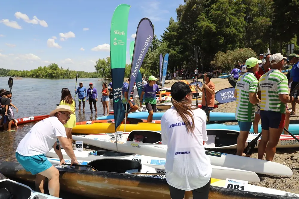 La Regata Internacional del río Negro reanuda hoy con la cuarta etapa La Regata Internacional del río Negro reanuda hoy con la cuarta etapa