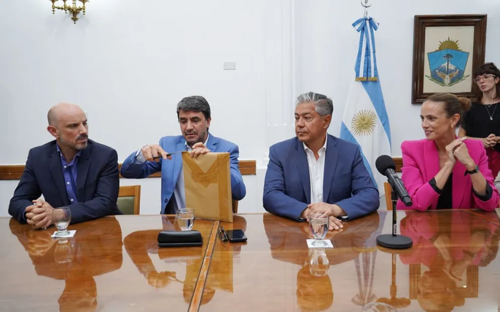 Cinco empresas interesadas en ejecutar la pavimentación de la ruta 62 Cinco empresas interesadas en ejecutar la pavimentación de la ruta 62