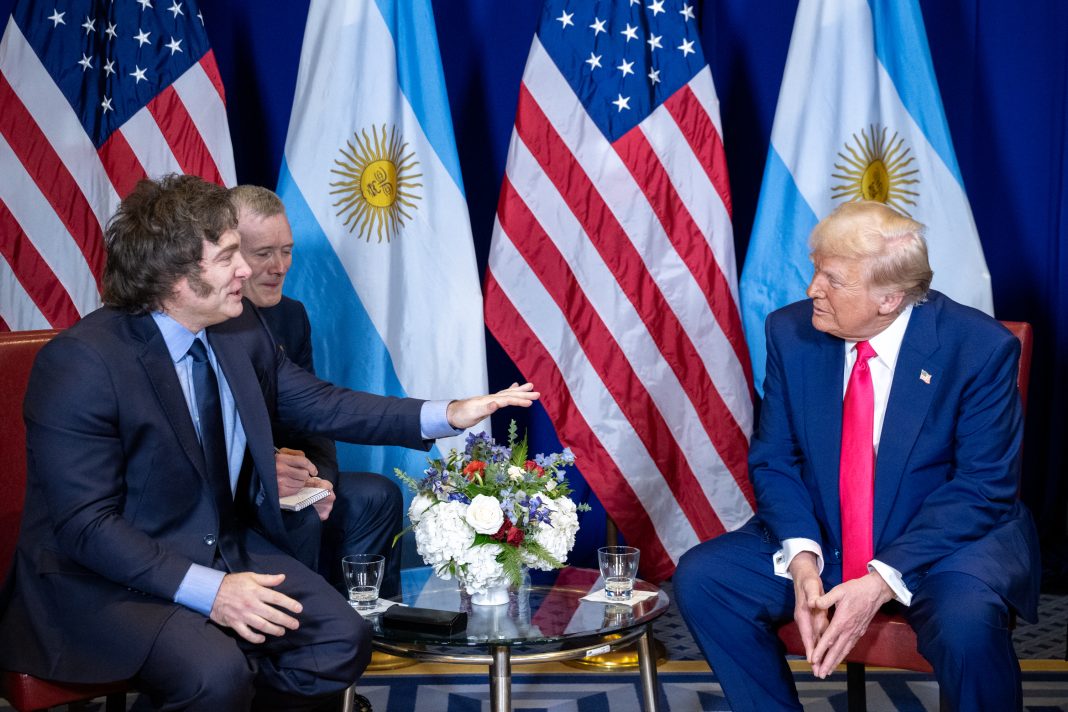 El presidente Javier Milei se reunió con Donald Trump en la CPAC El presidente Javier Milei se reunió con Donald Trump en la CPAC