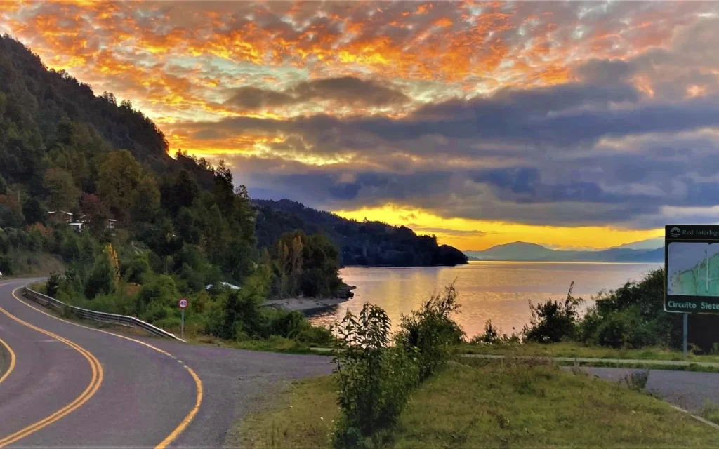 Turista suizo murió mientras andaba en su bicicleta por la Ruta de los Siete Lagos Turista suizo murió mientras andaba en su bicicleta por la Ruta de los Siete Lagos