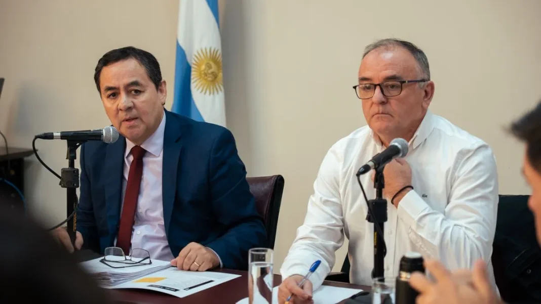 Neuquén: dos despachos impulsan la aplicación de Ficha Limpia Neuquén: dos despachos impulsan la aplicación de Ficha Limpia
