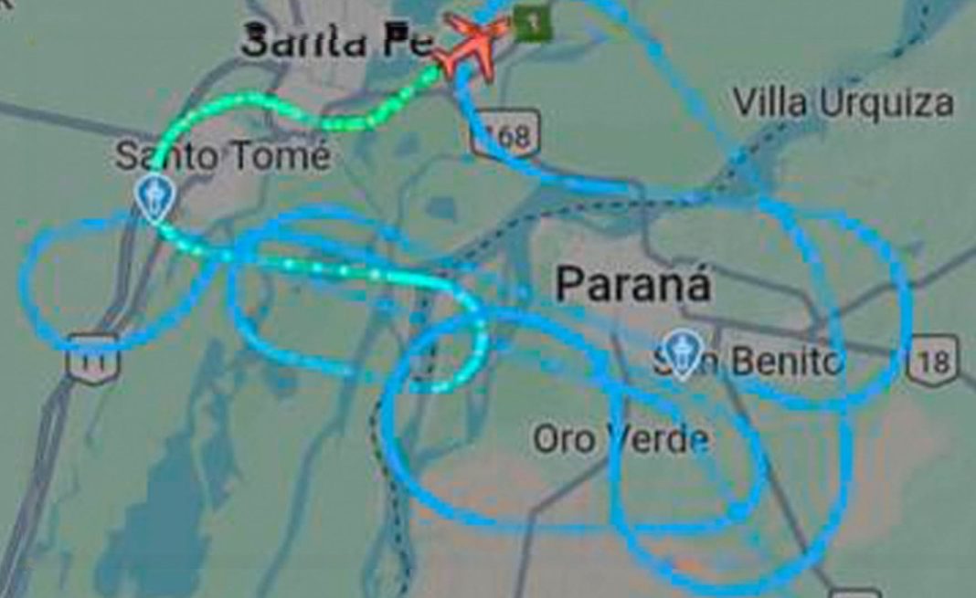 Un avión de Aerolíneas Argentinas voló 53 minutos porque el controlador aéreo dormía Un avión de Aerolíneas Argentinas voló 53 minutos porque el controlador aéreo dormía