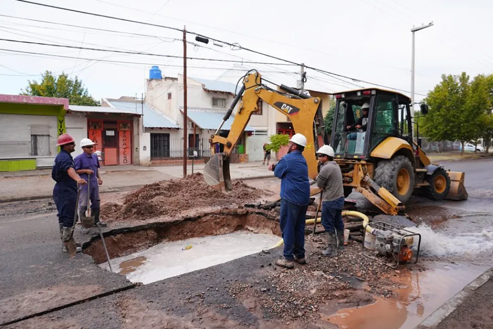 Servicio de agua afectado en varios barrios de la ciudad de Neuquén Servicio de agua afectado en varios barrios de la ciudad de Neuquén