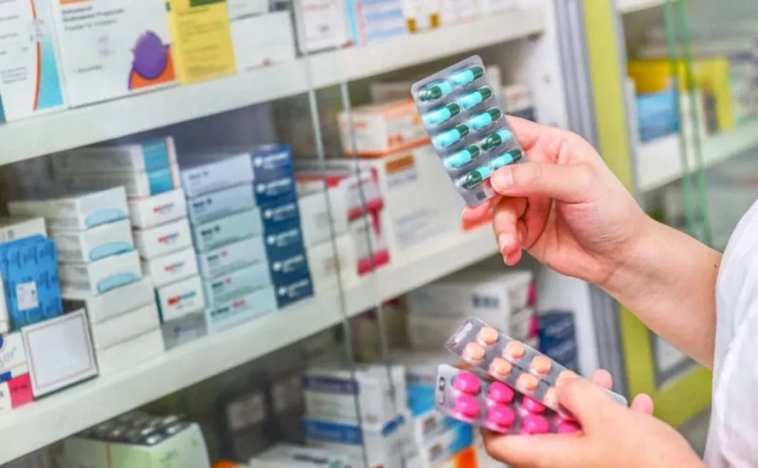El Presidente firmará un decreto para reducir el costo de los medicamentos El Presidente firmará un decreto para reducir el costo de los medicamentos