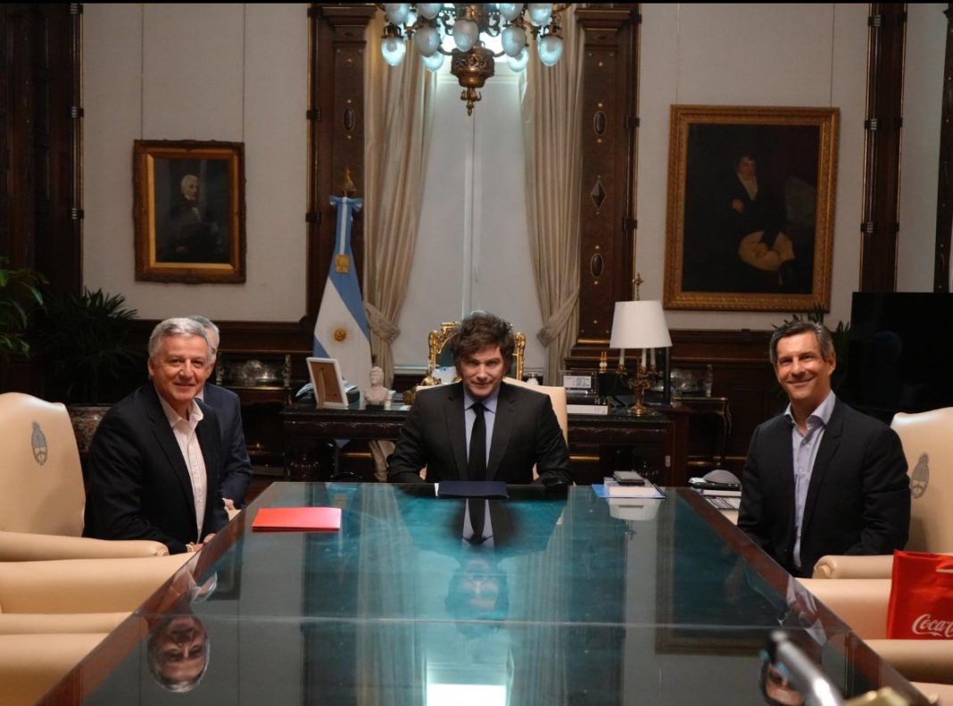 Coca-Cola invertirá 1.400.000.000 millones de dólares en Argentina Coca-Cola invertirá 1.400.000.000 millones de dólares en Argentina