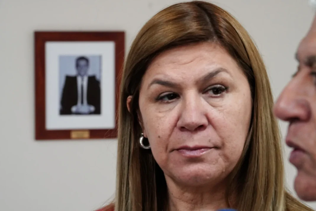 Investigan a exfuncionarios y allegados a Gloria Ruiz por contrataciones irregulares Investigan a exfuncionarios y allegados a Gloria Ruiz por contrataciones irregulares