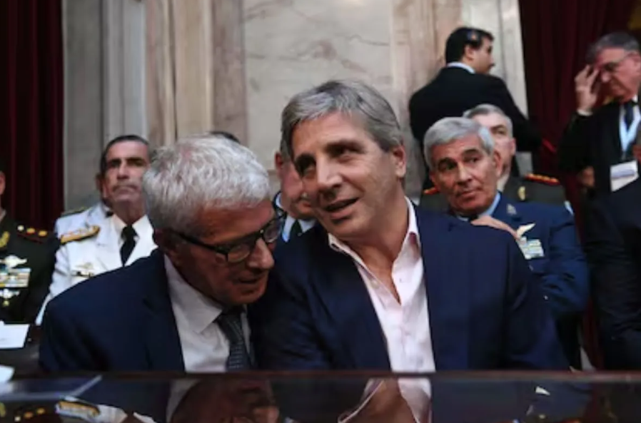 Caso $LIBRA: Diputados reclaman la presencia de ministros y amenazan con denuncias Caso $LIBRA: Diputados reclaman la presencia de ministros y amenazan con denuncias
