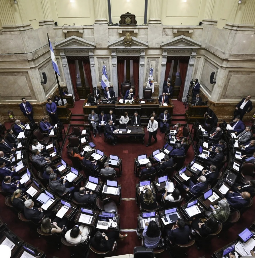 LLA confirma su apoyo a Ficha Limpia y se encamina la aprobación en el Senado LLA confirma su apoyo a Ficha Limpia y se encamina la aprobación en el Senado